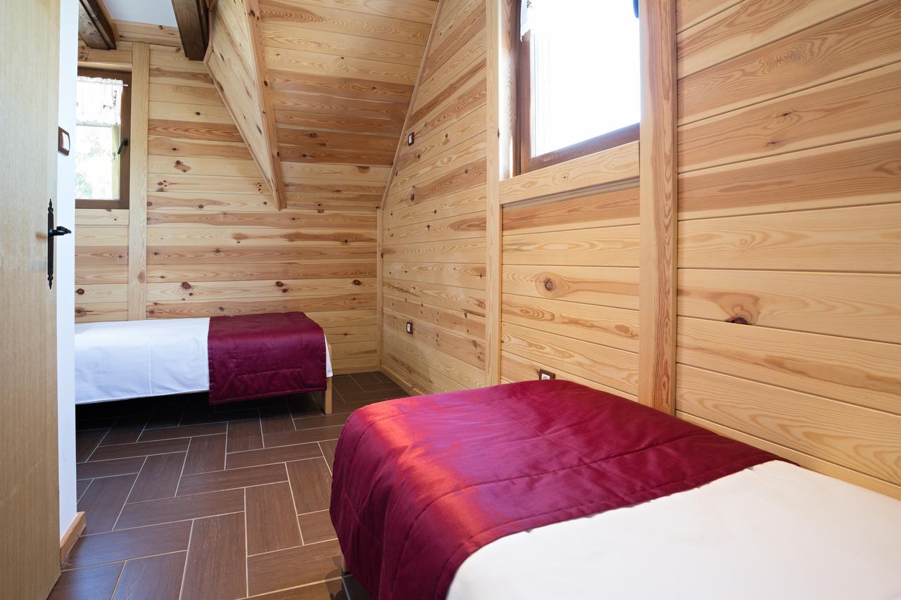 Etno Naselje Vrdnicka Kula Bed and Breakfast Vrdnik Esterno foto