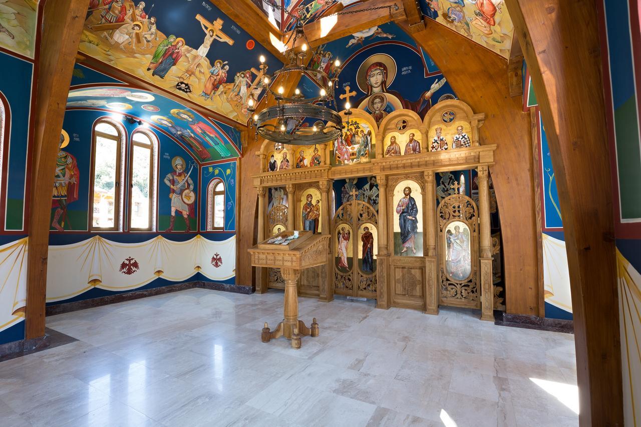 Etno Naselje Vrdnicka Kula Bed and Breakfast Vrdnik Esterno foto