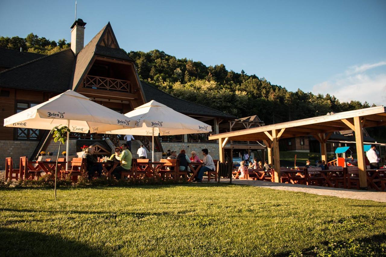 Etno Naselje Vrdnicka Kula Bed and Breakfast Vrdnik Esterno foto